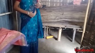 Bangladeshi Village Couple Standing Fucking Pussy