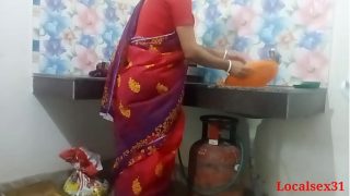 Desi Bengali desi Village Indian Bhabi Kitchen Sex In Red Saree