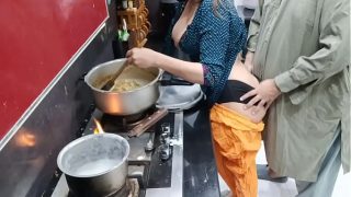 Desi Sexy Bhojis Saree Fucking on the Bed Best Indian Sex Video