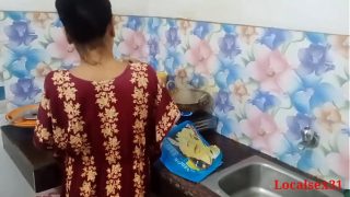 Desi Village Bhabi Sex In kitchen with Her Horny Neighbour Guy