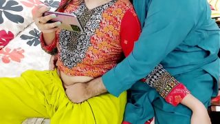 Indian Desi Bhabhi Blowjob With Dirty Hindi Audio